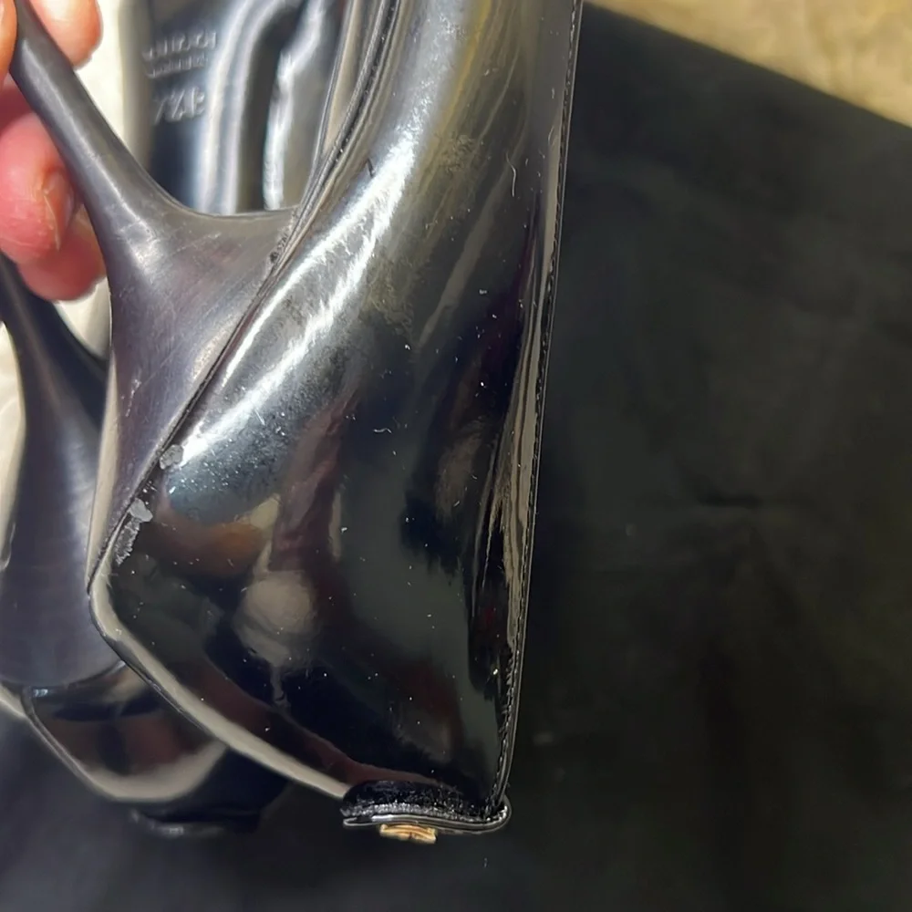 Gucci Black patent leather pumps size 7.5 - Picture 11 of 11